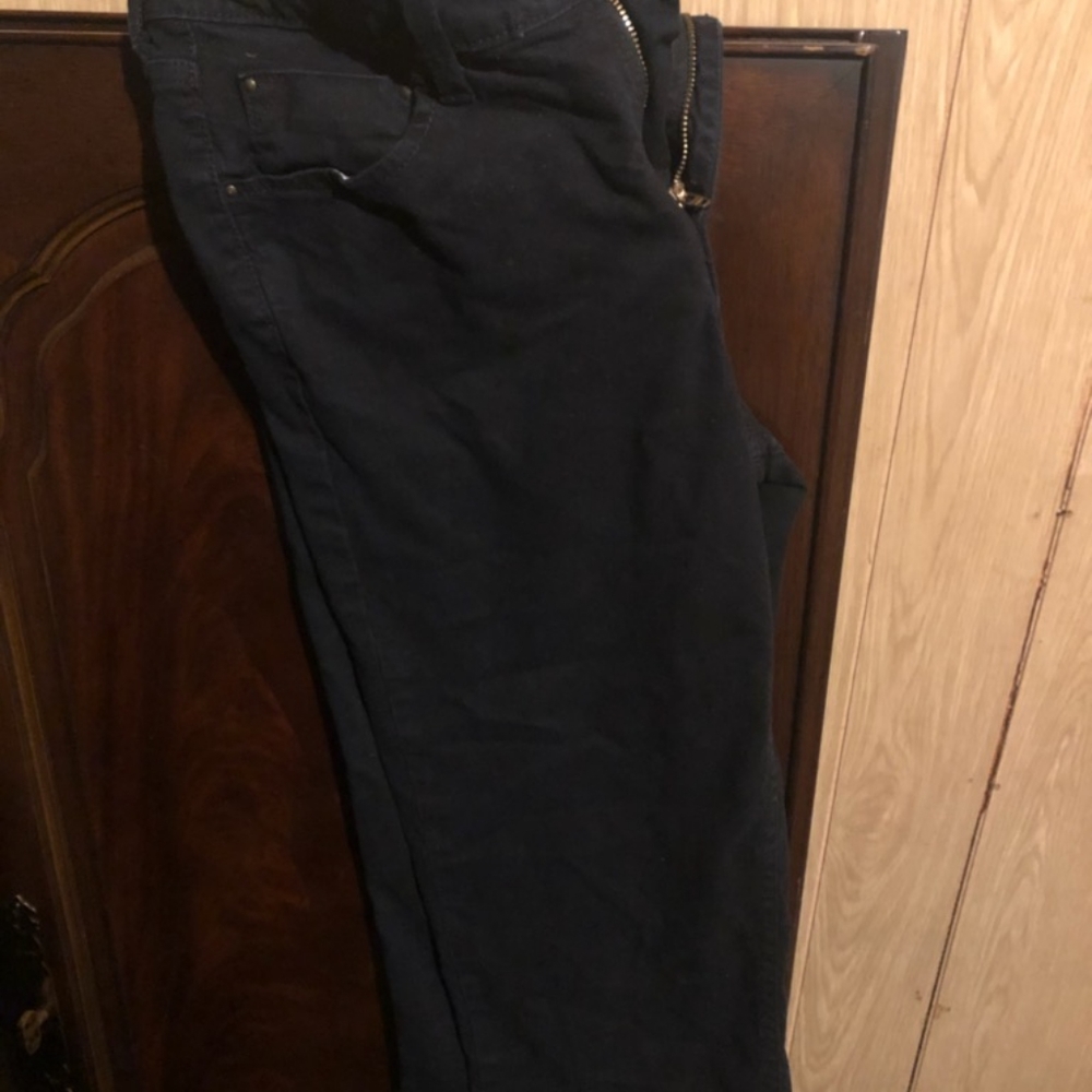 Carpis - Picture 3 of 4